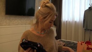 Что я купила в ТЦ"Вегас"/ Вика и коньки/Почему с Дариной не занимаются на кушетке