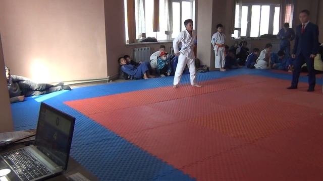 Базарбаев Нурсултан vs Жумабаев Урмат смотреть онлайн