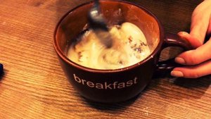 Шоколадно-банановый кекс в кружке за 5 минут 0.o