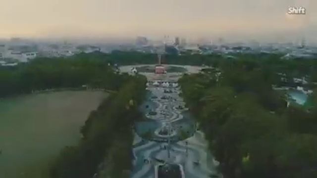 Behind the story of Paris Van java смотреть онлайн