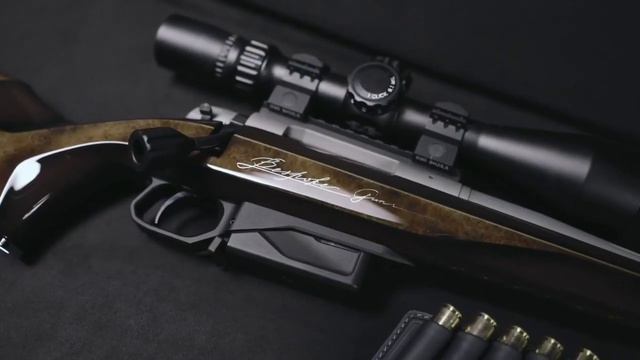 Винтовка BespokeGun Elegance Hunter с ложей под орех смотреть онлайн