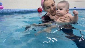 грудничковое плавание в бассейне часть-3 // baby swimming in the pool part-3