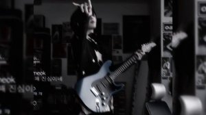 hands up 6arelyhuman.