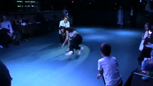 Брейк-данс - Новый год ShallWeDance 2017 смотреть онлайн