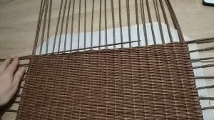 Прямоугольное дно из газетных трубочек! поднимаем стойки