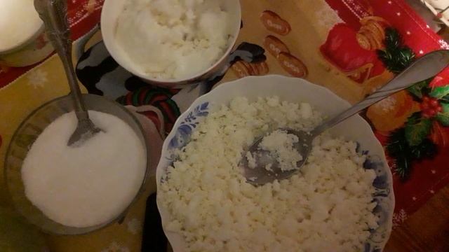 Наш фермерский  продукт-домашний  творог! Очень вкусно!