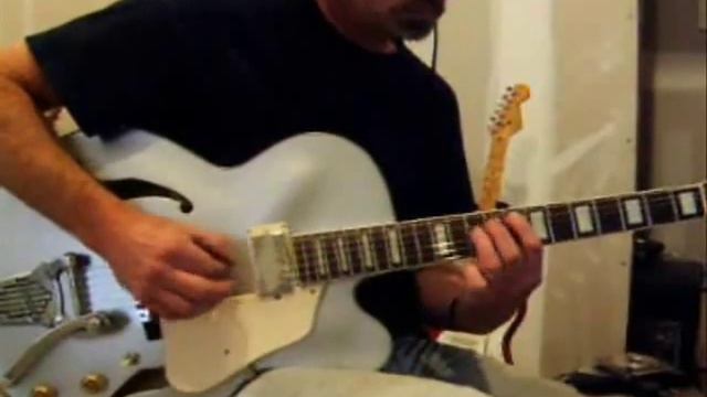 Ace Symmetric, Smell The Time, Ibanez Artcore AFS75T and Carvin X60B (w/Tube Screamer) смотреть онлайн