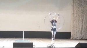 Эквилибр с хула-хупами Ерастова Софья 12 лет