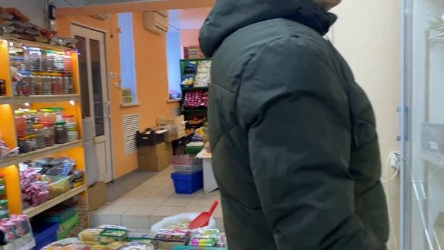 VLOG: ОТПРАВЛЯЕМ ПОСЫЛКУ/НА ОПТОВКУ С МАМОЙ/ЕДА ДЛЯ ГОЛОДАЮЩЕЙ