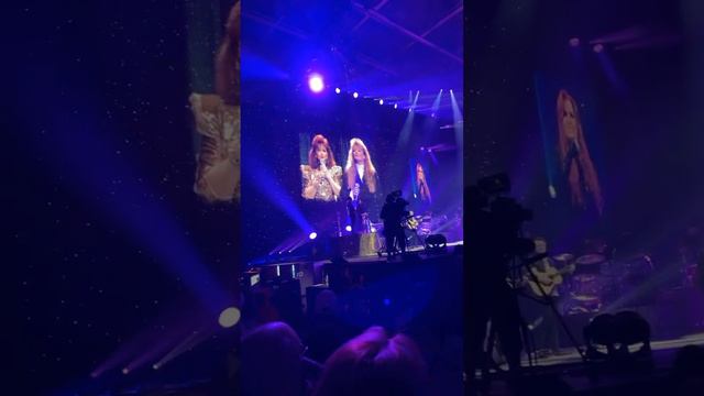 The Judds - Love Can Build A Bridge @ Charleston Coliseum (02/18/2023)