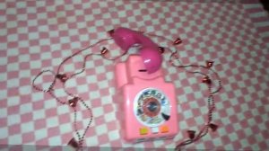 Розовый телефон