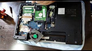 Апгрейд ноутбука Lenovo Z565 замена процессора, увеличение обьема оперативной памяти.