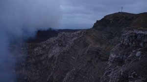 Masaya: volcano erupts a lava lake in Nicaragua