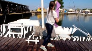 018 Bathing in clothes (купание в одежде)