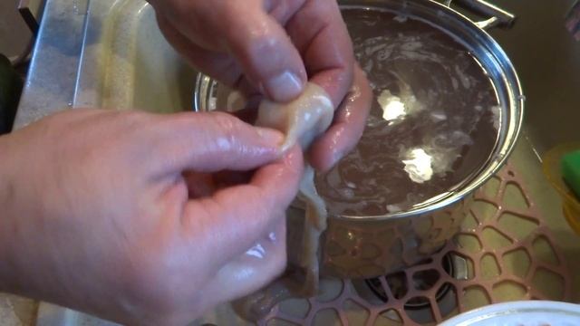 Быстрая чистка говяжьих кишок. Часть 1. Снятие пленки.