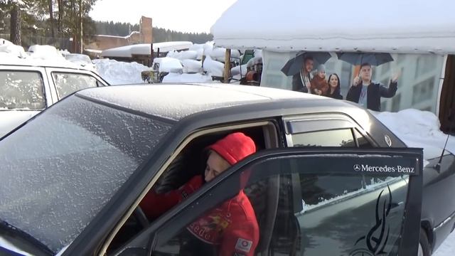 Запуск Мерседеса W 124 в -35. смотреть онлайн