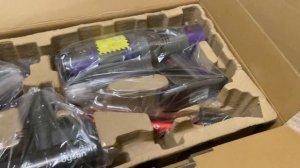 распаковка вертикального пылессоса Dyson v11s реплика