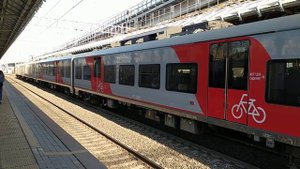 Электропоезд ЭС2Г-056 "Ласточка" станция МЦК Окружная 8.04.2023