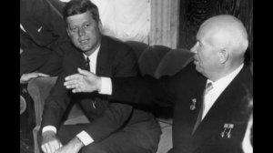 В 1961-ом президента США Джона Кеннеди потрясла встреча с Никитой Хрущевым в Вене