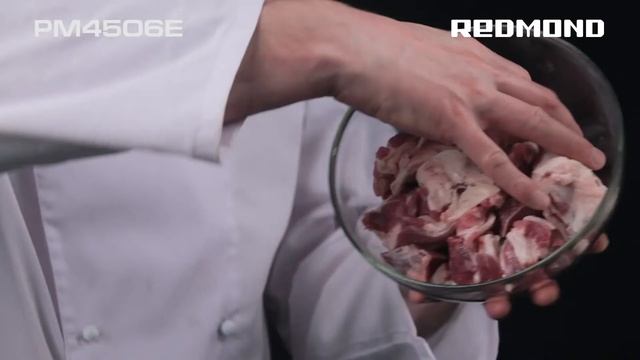 Lancashire hotpot in the Pressure Multi Cooker REDMOND RMC-PM4506E смотреть онлайн