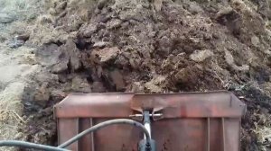 ЮМЗ 6 Ковш на навеску