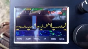 Радиоприемник SDR Малахит DSP (Malahit DSP SDR) - радиоприем любителей на 40-м диапазоне.