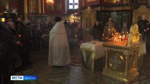 В иркутском храме Казанской иконы Божьей Матери прошла панихида по воинам, которые погибли выполняя