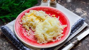 Салат Рождество с копченой грудкой