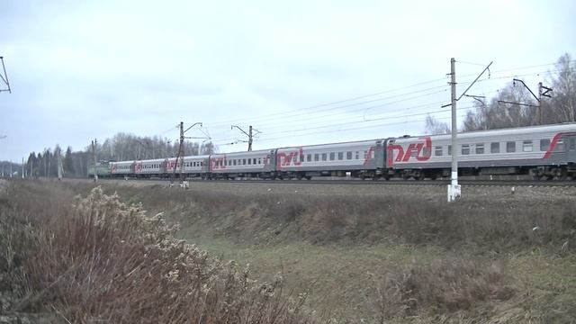 Электровоз ЧС7-282 с поездом № 30 Симферополь - Москва смотреть онлайн