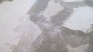 Треснула стяжка пола и что с этим делать? Как  можно легко исправить такое явление.