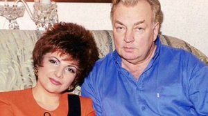 Два мужа и отсутствие детей: личная жизнь Роксаны Бабаян