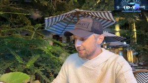 ЗУБАРЕВ ГУЛЯЕТ С ДЕВУШКОЙ ПО СТРАРОМУ КИТАЙ ГОРОДУ 2 / НАРЕЗКА СО СТРИМА #zubarefff