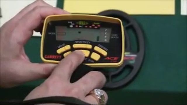 Product Review - The Garrett Ace 250 Metal Detector смотреть онлайн