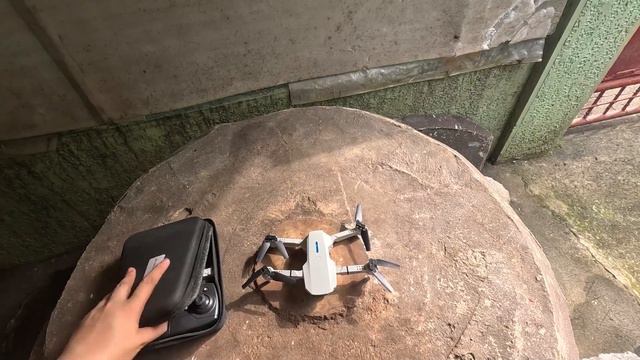 E88 Pro Drone - Beginners Cheap Drone. How To Operate? Worth It Ba?