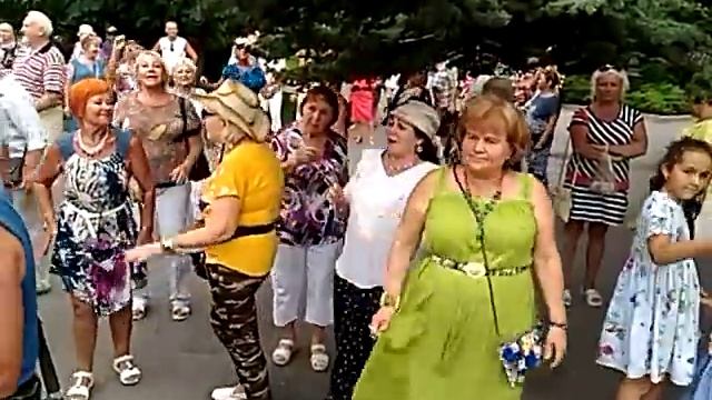 04.08.18 - Танцы на Приморском бульваре - Севастополь - Сергей Соков