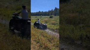 Девушки по бездорожью, на Урал и Днепр Мт11. Мотоцикл с приводом на коляску.