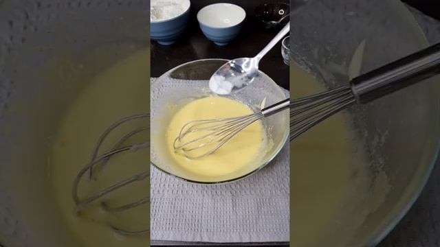 Печенье из майонеза! Хрустящее! #shorts #печенье #простыерецепты #майонез #рецептпеченья #выпечка смотреть онлайн