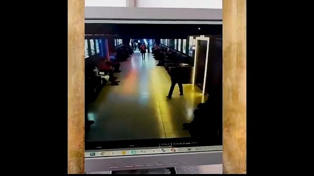 Зимняя вишня. Кемерово.Подробный разбор видеокамеры№2 (Коридор кинозалов))