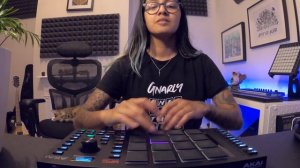 BRAND NEW AKAI MPC Studio - Live Finger Drumming - Gnarly
