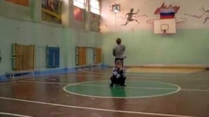Кордовое крыло в спортзале. Тестовые полеты.