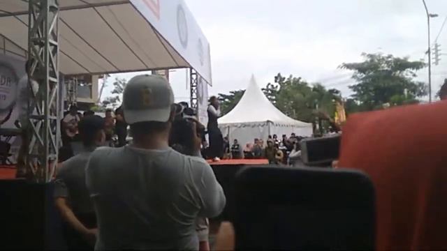 Selfi LIDA, Rafly DA, Ical DA Live Di M'Tos смотреть онлайн