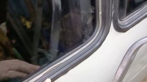 супер кавз.автодом .дом из автобуса.Body940. герметизация стекла ,стеклопакета.герметик.