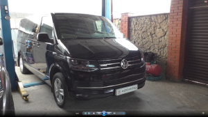 Замена опорных подшипников передних стоек на VW Transporter T6 Фольксваген Транспортер 2,0 TDI 2017