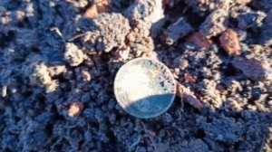 ЗИМНИЙ ШУРФ ФУНДАМЕНТА МОНЕТЫ РАДУЮТ!