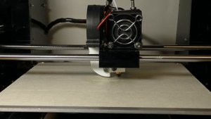 Как печатает дешевый китайский 3D принтер (Anet A6 Prusa i3 RepRap)