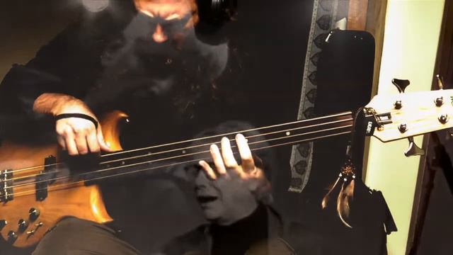 Napule è (Pino Daniele) - Nino D'Angelo e Stefano Di Battista - Buddy Walkin on Fretless Bass