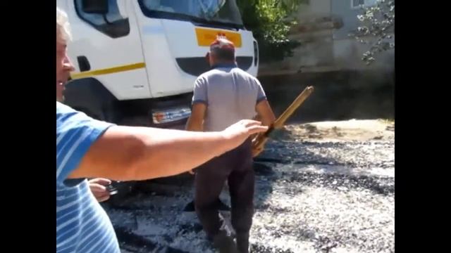 Ремонт дороги в Вольске на улице Комсомольская смотреть онлайн