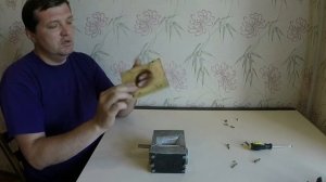 Самодельная двухвальцовая мельница для солода.