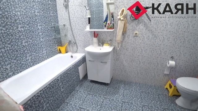 Продается квартира свободной планировки 32 кв.м. Мебель частично остаётся.