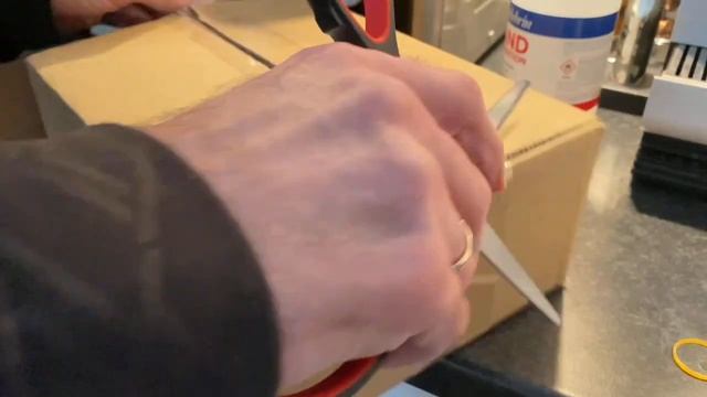 UNBOXING AND REVIEW OF PHILIPS PERFORMER SILENT VACUUM CLEANER смотреть онлайн